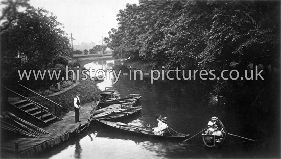 The River at Bracebridge, Lincoln. c.1920.
